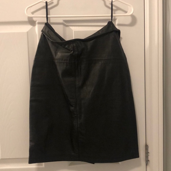 Leather skirt - Picture 1 of 2